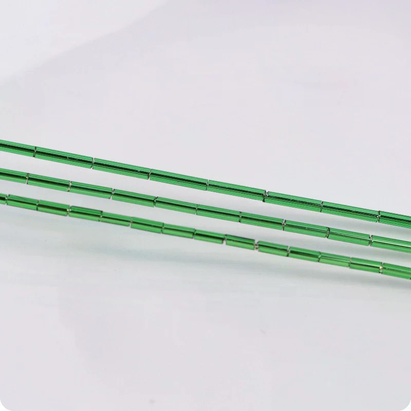 約600個/袋 2x6mm カラフルシルバーコア チェコガラ - Seed Bead Tube のレビューと価格